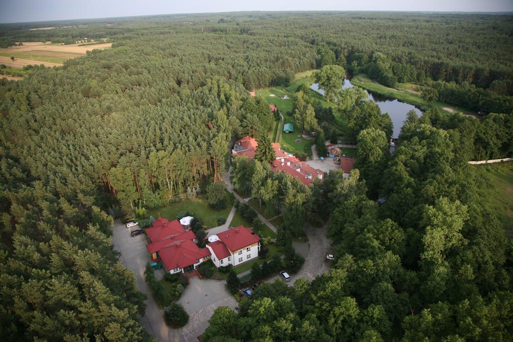 Готель Pod Sosnami 2*